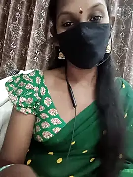 Snapshot of kavya-telugu84 chatting on 11.24.25 kavya-telugu84 online show from 11.24.25