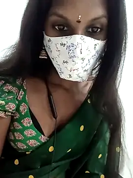 Snapshot of kavya-telugu84 chatting on 11.28.25 kavya-telugu84 online show from 11.28.25