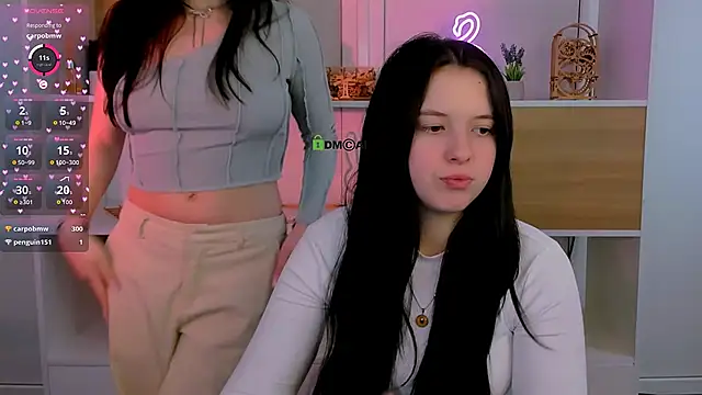 Snapshot of amanda-miki chatting on 12.18.25 amanda-miki online show from 12.18.25