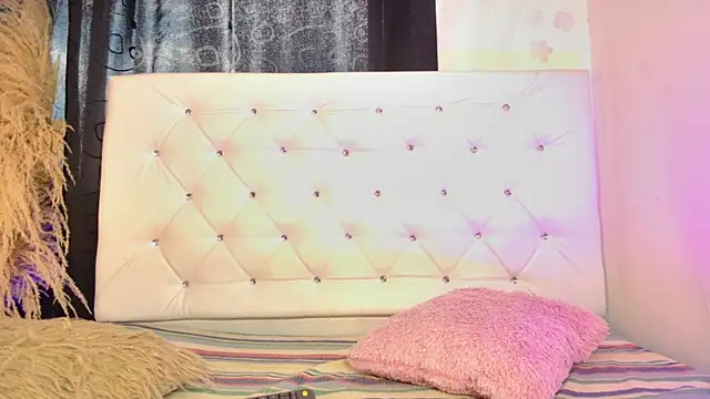 tatixxxvega online show from 04.01.26