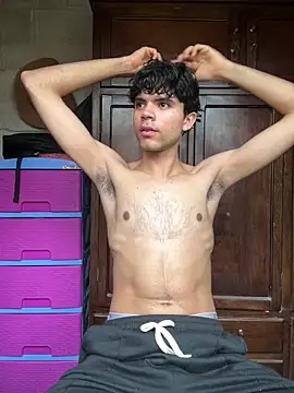 Axel-Mejia online show from 12.22.25