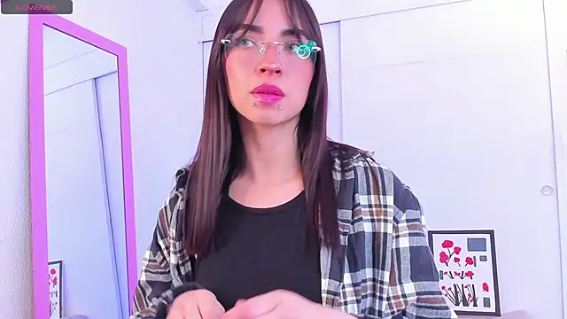 Aryane art  online show from 10.21.25