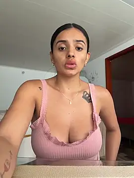 Snapshot of AnaaFaith_ chatting on 02.16.26 AnaaFaith online show from 02.16.26