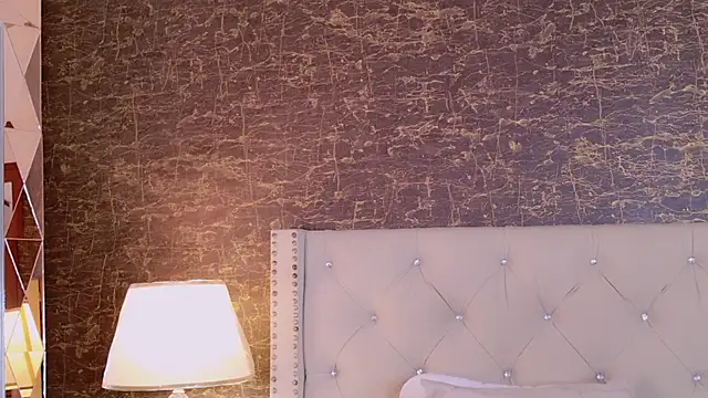 IrinaVelvet online show from 11.04.25