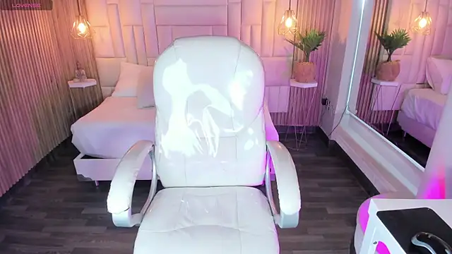 DulceGreem online show from 11.28.25