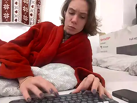 HoneySquirrel online show from 10.26.25