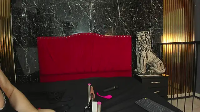 VanessaHard as online show from 03.09.26