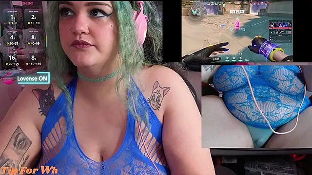 Snapshot of nevermakeawish chatting on 09.11.25 nevermakeawish online show from 09.11.25