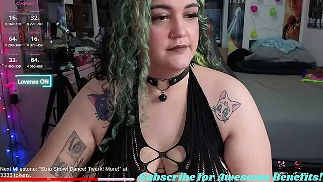 Snapshot of nevermakeawish chatting on 09.23.25 nevermakeawish online show from 09.23.25