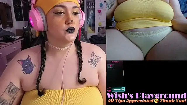 Snapshot of nevermakeawish chatting on 10.09.25 nevermakeawish online show from 10.09.25