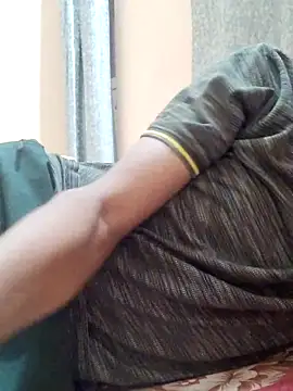 INTERNATIONAL0001 online show from 10.24.25