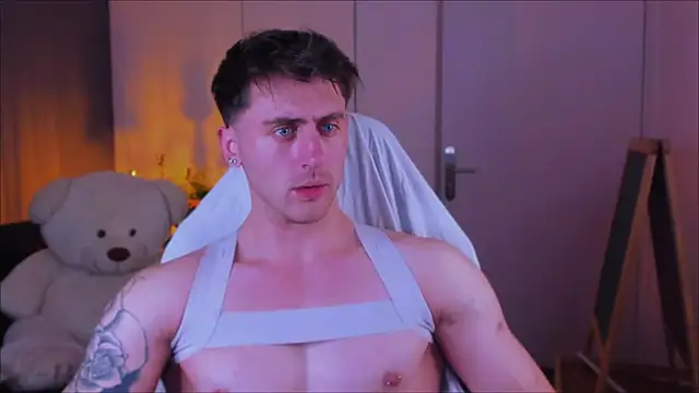 Oscar Miller  online show from 11.13.25