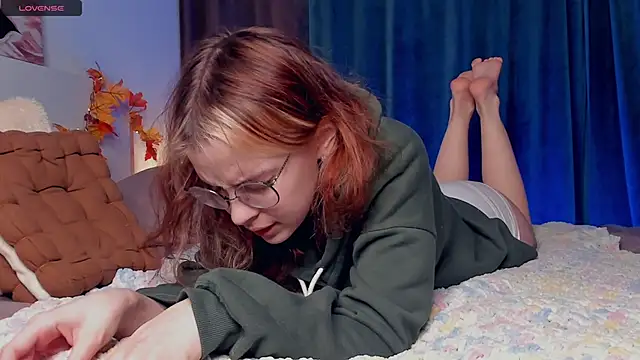 VedaSchulz online show from 11.12.25