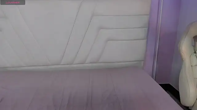 fressittalove01 online show from 03.31.26