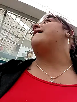 Snapshot of megan_fox5 chatting on 10.29.25 megan fox5 online show from 10.29.25