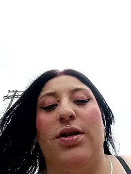 Snapshot of megan_fox5 chatting on 10.30.25 megan fox5 online show from 10.30.25