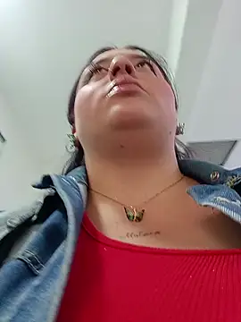 Snapshot of megan_fox5 chatting on 11.04.25 megan fox5 online show from 11.04.25