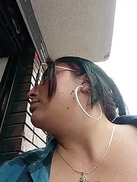 Snapshot of megan_fox5 chatting on 11.06.25 megan fox5 online show from 11.06.25