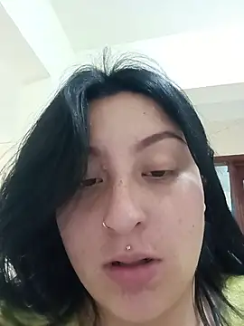 Snapshot of megan_fox5 chatting on 11.25.25 megan fox5 online show from 11.25.25