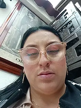 Snapshot of megan_fox5 chatting on 12.02.25 megan fox5 online show from 12.02.25