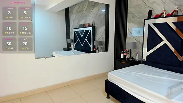 VioletRose as online show from 10.28.25