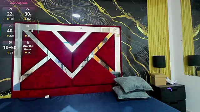 VioletRose as online show from 02.16.26