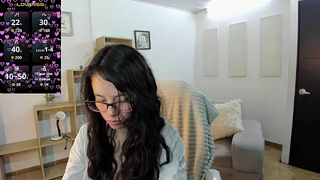 Snapshot of Samantha_blow chatting on 09.13.25 Samantha blow online show from 09.13.25