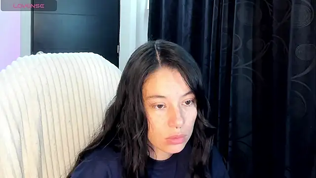 Snapshot of Samantha_blow chatting on 10.04.25 Samantha blow online show from 10.04.25