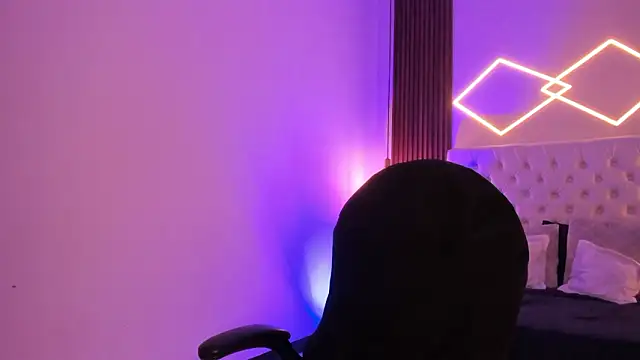 ZamabyCrucie online show from 02.08.26