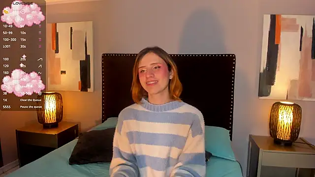 Snapshot of seraphine_star chatting on 02.04.26 seraphine star online show from 02.04.26