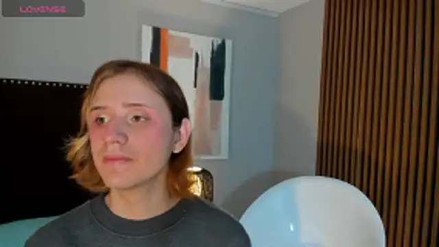 seraphine star online show from 04.05.26