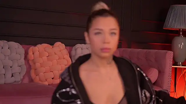 NickyBenz online show from 12.20.25