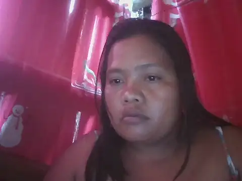 hot mom13 online show from 11.30.25