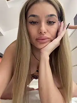 KaseyQuinn  online show from 10.29.25