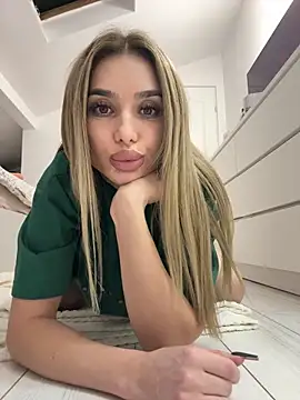 KaseyQuinn  online show from 11.29.25