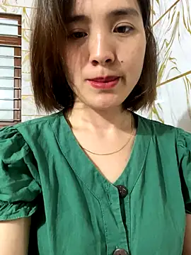 Snapshot of Lyzizi_lovely09 chatting on 10.30.25 Lyzizi lovely09 online show from 10.30.25