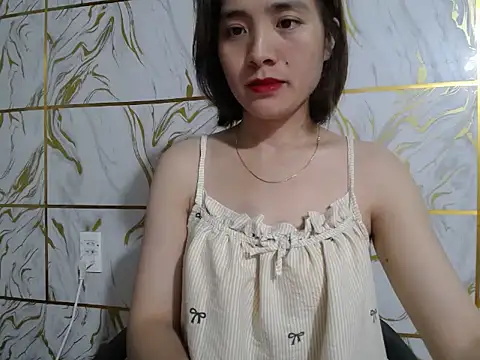 Snapshot of Lyzizi_lovely09 chatting on 10.31.25 Lyzizi lovely09 online show from 10.31.25