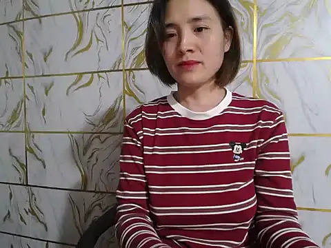 Snapshot of Lyzizi_lovely09 chatting on 11.22.25 Lyzizi lovely09 online show from 11.22.25