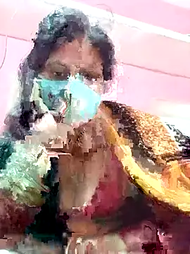 Snapshot of Miss_dipti chatting on 10.28.25 Miss dipti online show from 10.28.25