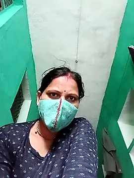 Snapshot of Miss_dipti chatting on 10.30.25 Miss dipti online show from 10.30.25