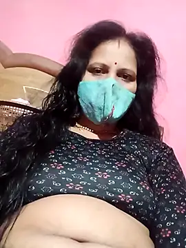 Snapshot of Miss_dipti chatting on 11.04.25 Miss dipti online show from 11.04.25