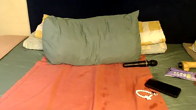 Sexy-Momo online show from 10.18.25