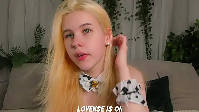 ElizSpieth online show from 10.29.25