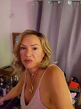 Sugarloveless online show from 05.22.26
