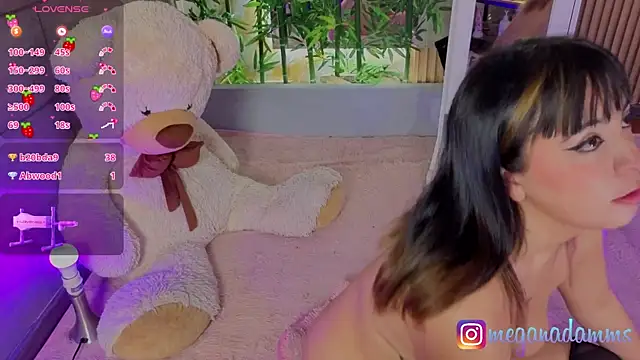 MeganAdamms online show from 03.31.26