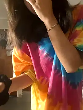 missapril0101 online show from 04.13.26