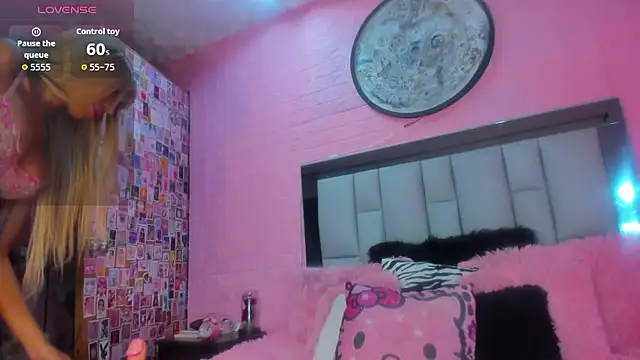 Snapshot of Nicole_Rosales chatting on 01.13.26 Nicole Rosales online show from 01.13.26