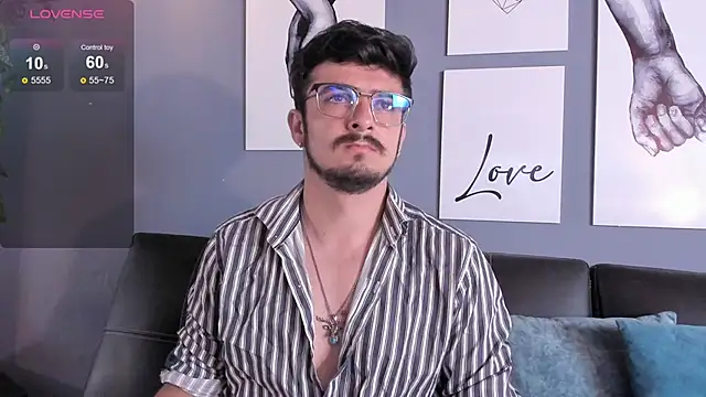 AaronFuentes7 online show from 10.05.25