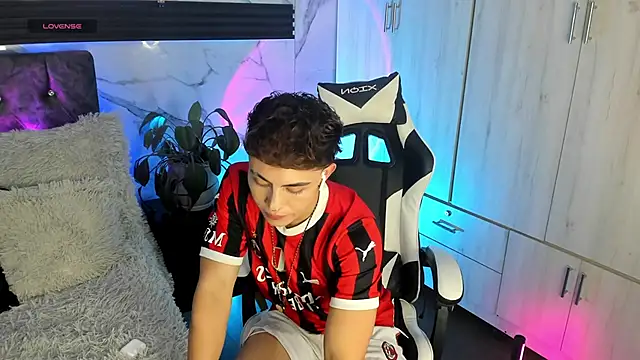 Saimonvela online show from 04.17.26