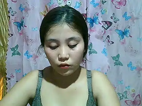 Snapshot of SexyAsianPussy4u chatting on 06.18.26 SexyAsianPussy4u online show from 06.18.26